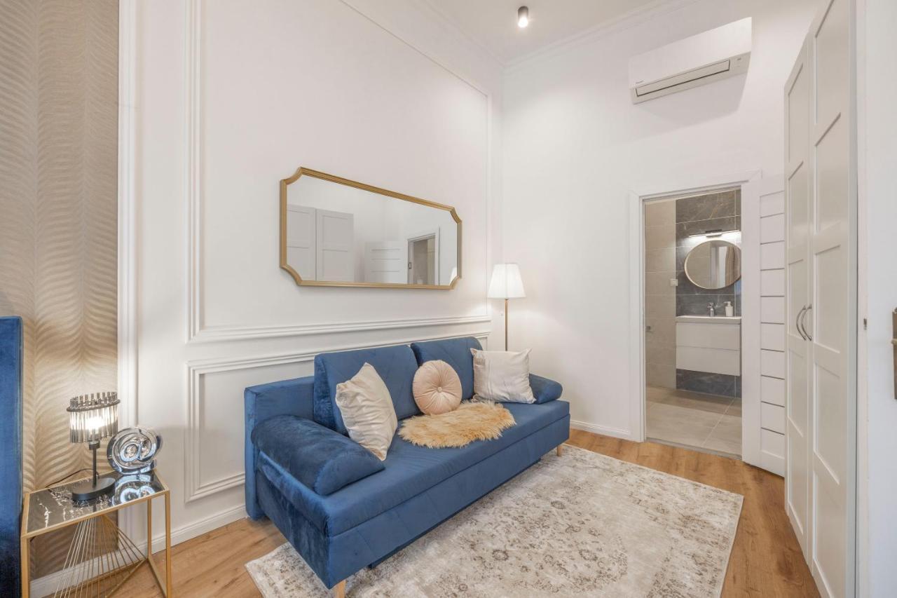 Luxurious Central Grand Home W/ 3Bedrm 2Bathrm Budapeste Exterior foto